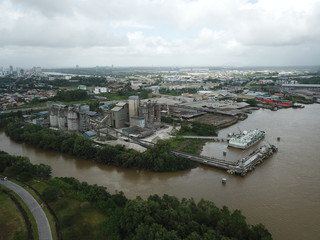 Fototapeta premium Kuching, Sarawak / Malaysia - February 21, 2020: The CMS Cement Industrial Plant and Factory at the Muara Tabuan area