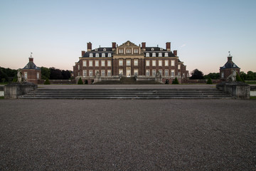 Obraz premium Famous old Westphalian castle with large park