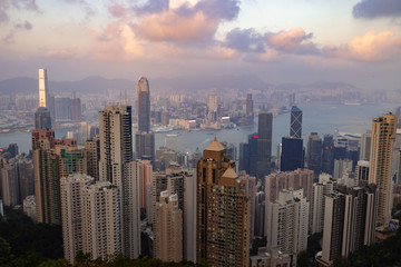 Fototapeta na wymiar View of Hong Kong and Victoria harbour from Victoria peak