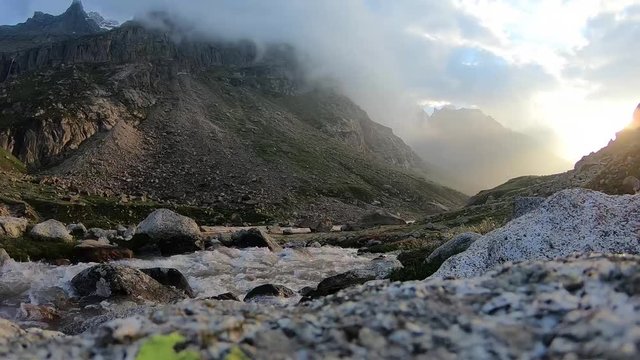 Timelapse video of a beautiful sunset in Parvati Valley, Himachal Pradesh India