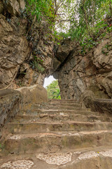 マーブルマウンテン（五行山）ヴァントン洞窟　ベトナム　ダナン　Marble Mountain  Van Thong Cave Vietnam Danang