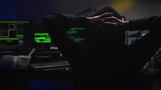 A woman hacker did not hack the system