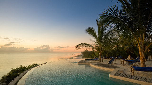 Indian Ocean at dusk, Zanzibar, Tanzania