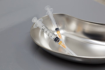 Syringe、Medical instruments in hospital operating room