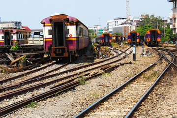Obraz premium Some of empty train bogie parked on the railroad at the Bangkok Railway Station