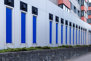 Metal protection to keep passers-by safe
