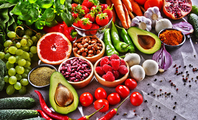 Composition with fresh vegetarian grocery products