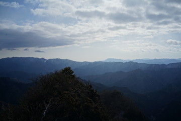 立岩