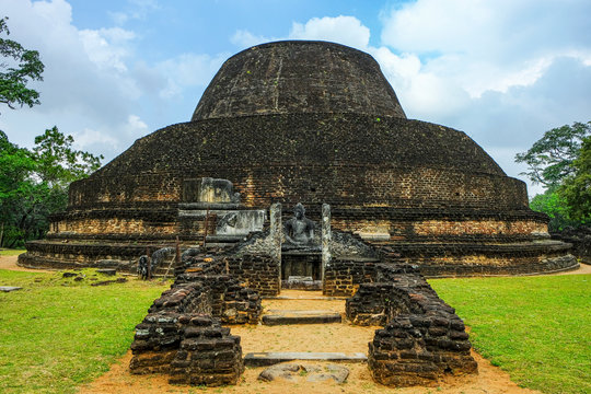Pabula Vihara Buddhist temple in Polonnaruwa, Sri Lanka.