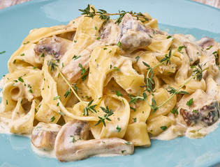 pasta with cream fungi mushrooms 