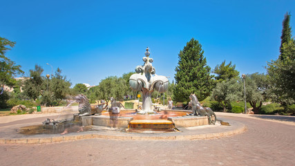 Fototapeta na wymiar The Lions Fountain timelapse hyperlapse located in a park in the Yemin Moshe. JERUSALEM, ISRAEL