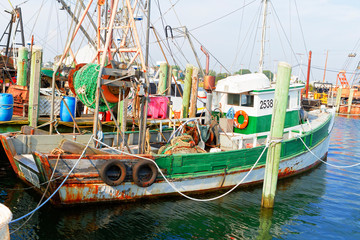Fototapeta na wymiar Fishing boats in Galilee, Rhode Island.