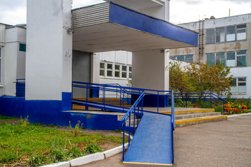 School in Russia with a ramp for the disabled. Accessible environment.