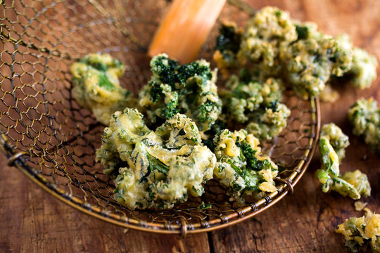Selective focus of tempura crispy spiced kale