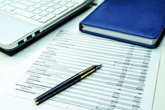Financial accounting stock market analysis. Business planning