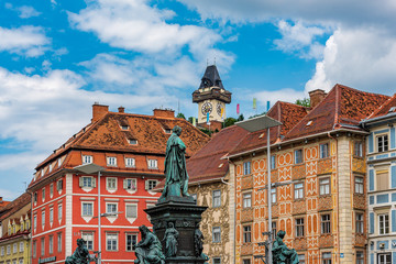 Naklejka premium Statue in the Main Square of Graz