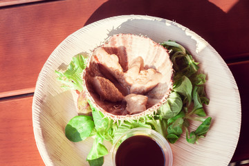 sea ​​urchin with verdure and soy sauce