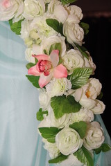 bridal bouquet of white roses