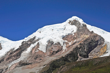 Volcán Cayambe en Ecuador, sud america