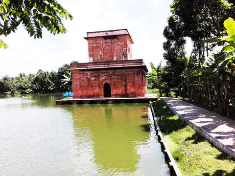 Hawa Khana, Puthia