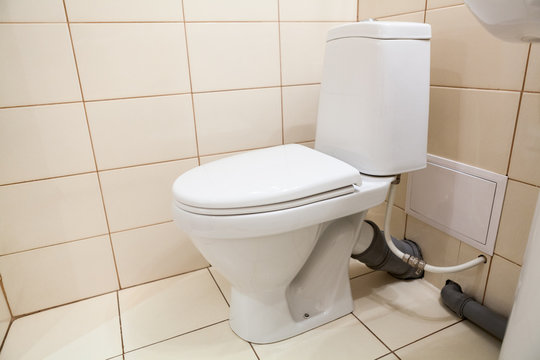 Toilet Tank" Images – Browse 95 Stock Photos, Vectors, and Video | Adobe  Stock