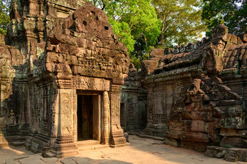 Un pavillon d'entrée à l'intérieur du temple Ta Som dans le domaine des temples de Angkor, au Cambodge