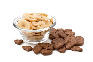 Bananenchips mit und ohne Schokolade
