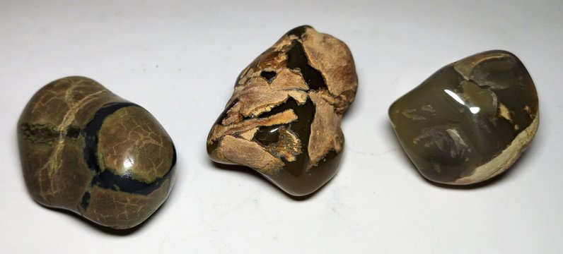 Australischer Amulettstein Sternachat