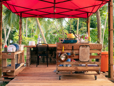 Open Loft Style Kitchen In Tropical Garden