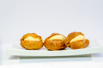 donut madagascar vanilla cream no chocolate