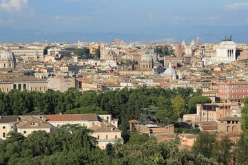 Fototapeta na wymiar View of Rome from the Gianicolo (Janiculum) hill