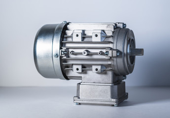 Worm motor, electric motors and equipment for bottling lines, industrial equipment for factories...