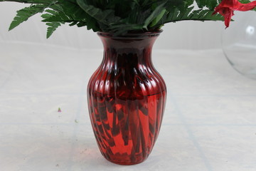 red vase