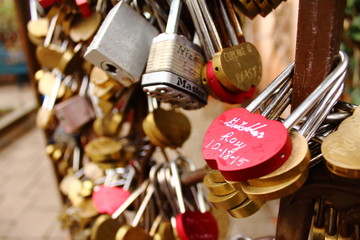 lock love