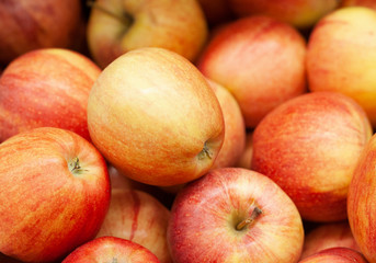 Fototapeta na wymiar Background of red ripe apples