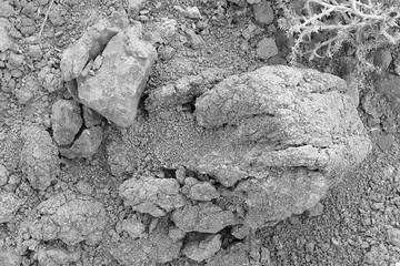 natural fragmentation of rocks, cracking rocks, soil formation,