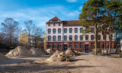 Fototapeta na wymiar structural renovation of a school in Berlin