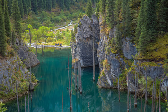  Allphotokz Lake Kaindy 20060903 4250 5D