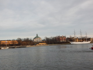 Fototapeta premium view of kremlin and the river in moscow russia
