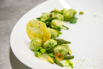 grilled chicken breast with vegetables