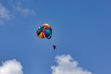 Fototapeta na wymiar parachute