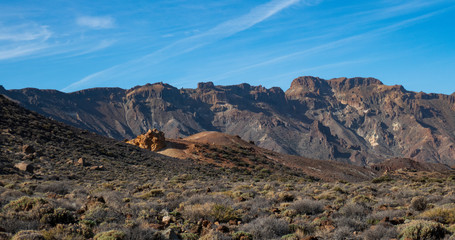 Fototapeta premium Berglandschaft auf Teneriffa im Sommer