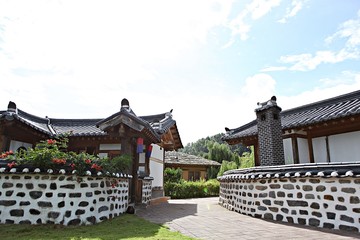 공주한옥마을입니다