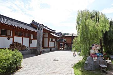 공주한옥마을입니다