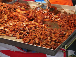 Deep-fried pork on the stall