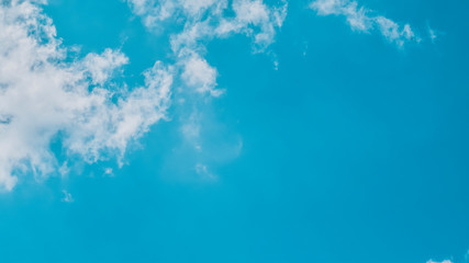 Fototapeta na wymiar Beautiful cloud and blue sky