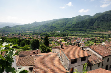 Fototapeta na wymiar Terracotta tiled rooftops in the village of Ghivizzano