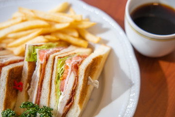 クラブハウスサンド