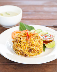 Kua Kling, Thai fried rice with yellow curry and minced pork