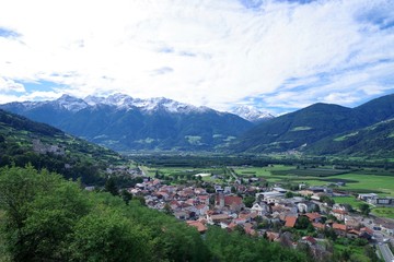 Fototapeta na wymiar Schluderns im Vinschgau